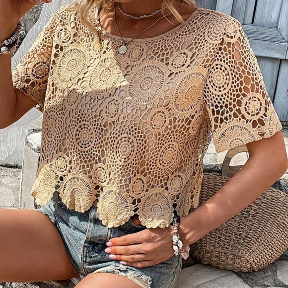 Boho scallop trim lace blouse - Picture 15 of 16